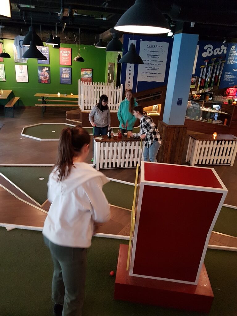 Mini golf